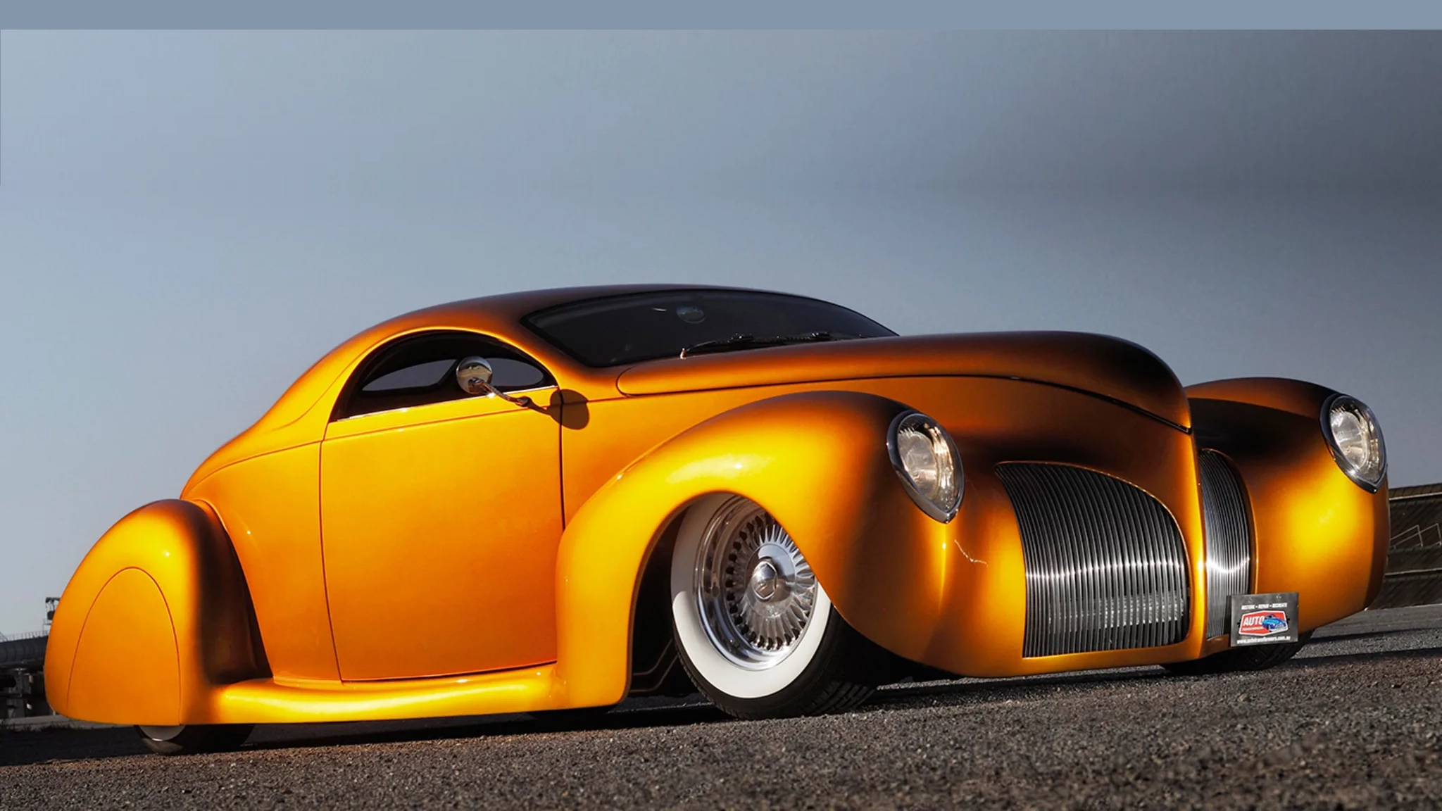 Click to Enlarge-Esc to Close myimgs/ArtDecoCars1937-60/1939 Lincoln-zephyr.webp